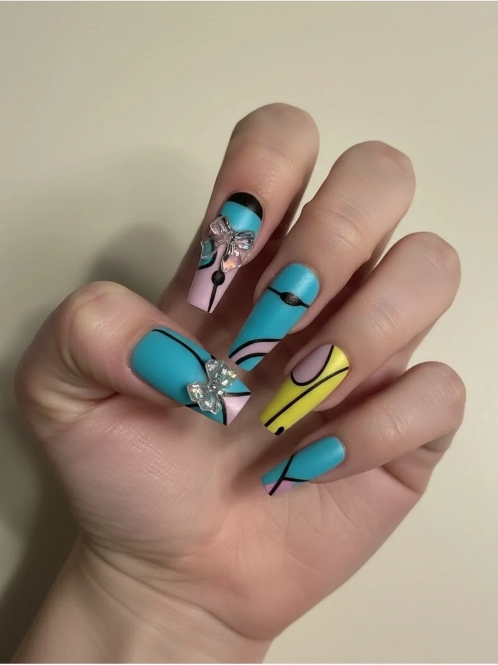 Colorful Press-On Nails Set